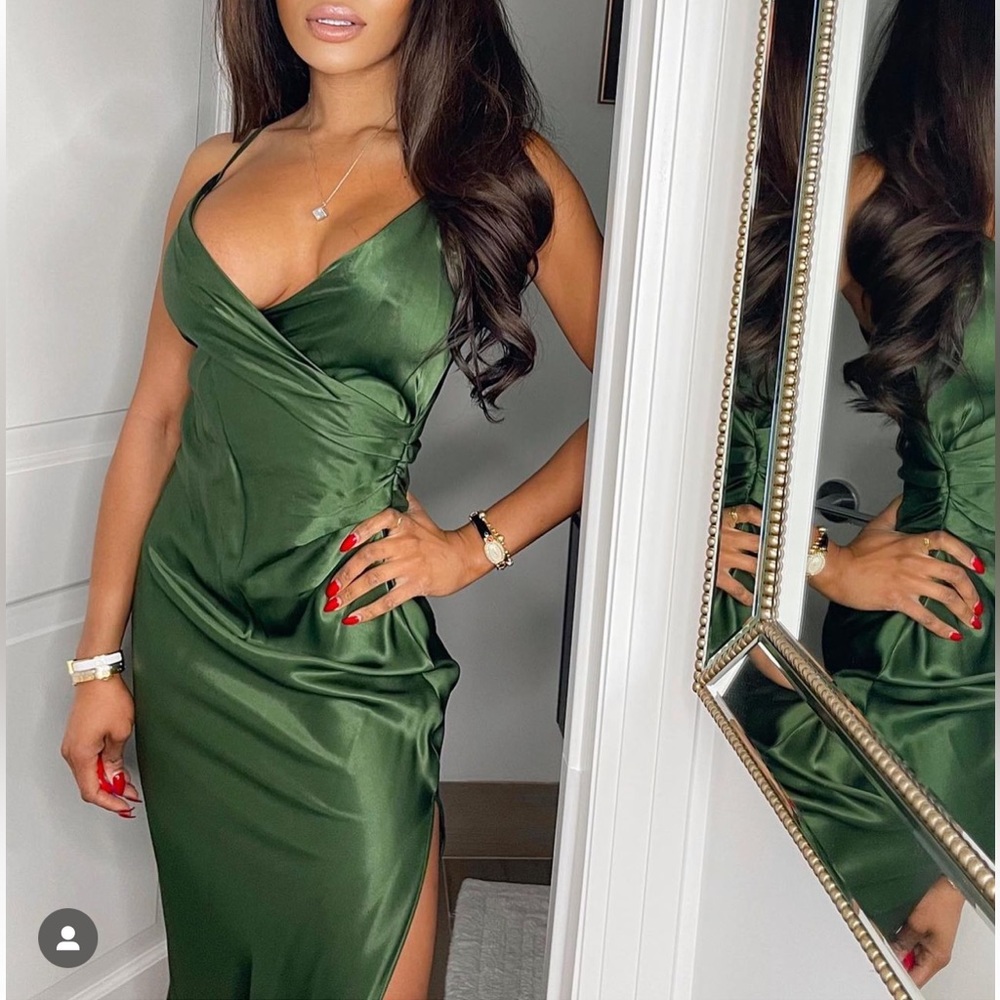 Silk Slip dress 🐍